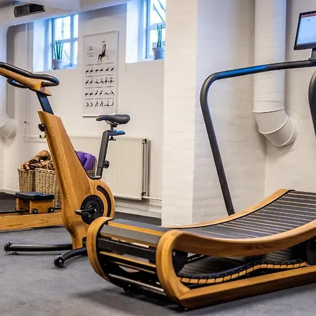 Hotell The 4*