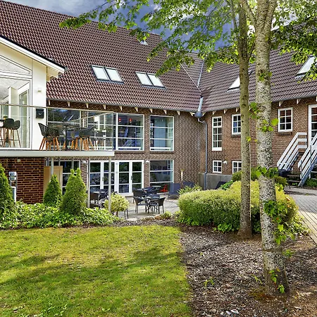 The Szálloda 4*